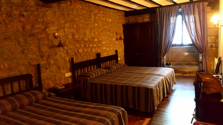 Hotel Altamira, Santillana del Mar. Desde 55€ Hotel Altamira, Santillana del Mar. Desde 55€