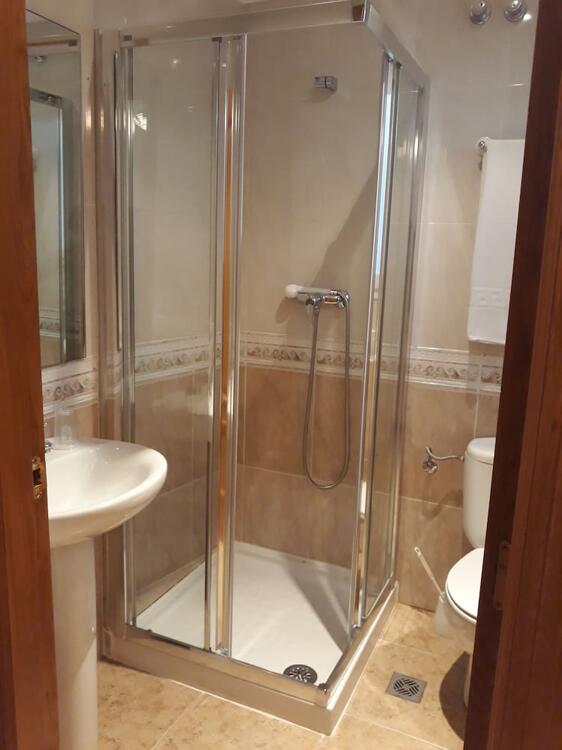 Foto del baño de Hostal Roig 53