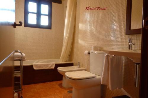 Foto del baño de Hotel Rural El Fundil