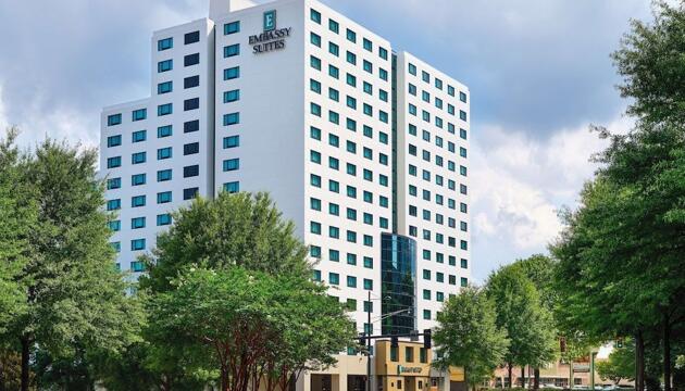 Foto de Hotel Embassy Suites by Hilton Atlanta Buckhead