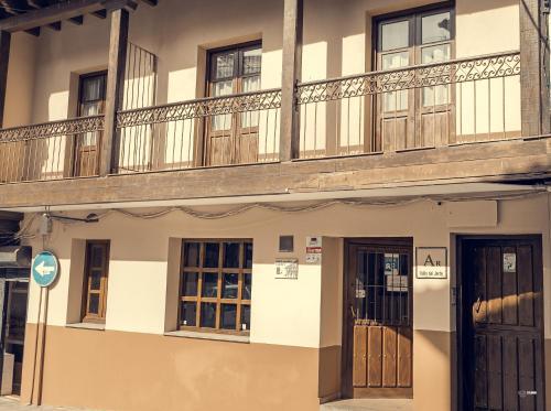 Foto de una habitación de APARTAMENTOS LA JACOBA.