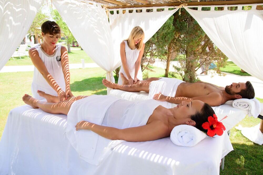 Foto de los servicios de Hotel Cala Llenya Resort Ibiza