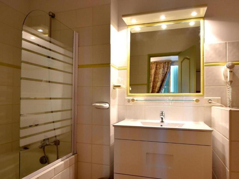 Room – Hotel Logis De L&amp;#039;Etang