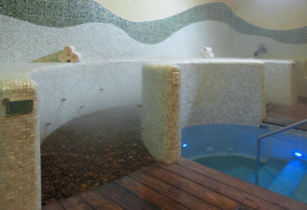 Foto de los servicios de Complejo Pueblo Bonito Emerald Bay Resort &amp;amp; Spa - All Inclusive