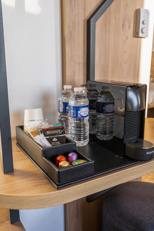 Foto de una habitación de B&amp;amp;B HOTEL Paris Ivry Quai de Seine