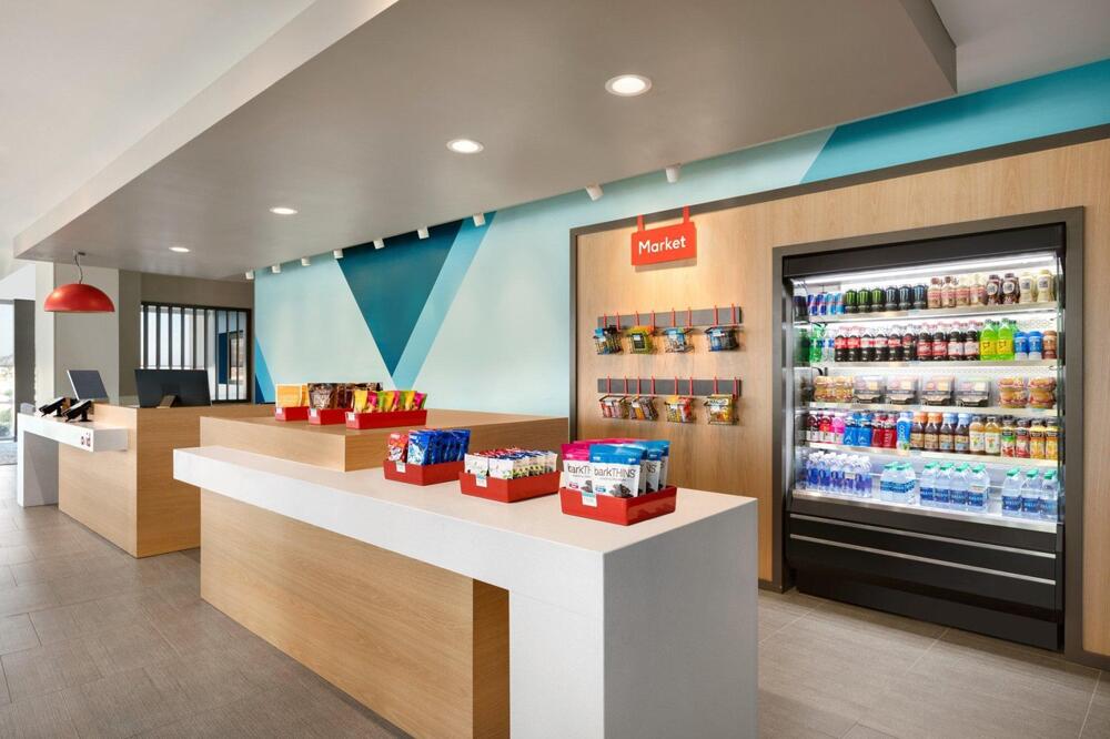 Foto de los servicios de avid hotels - Melbourne - Viera, an IHG Hotel