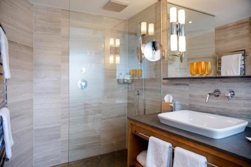 Foto del baño de Valluga Hotel