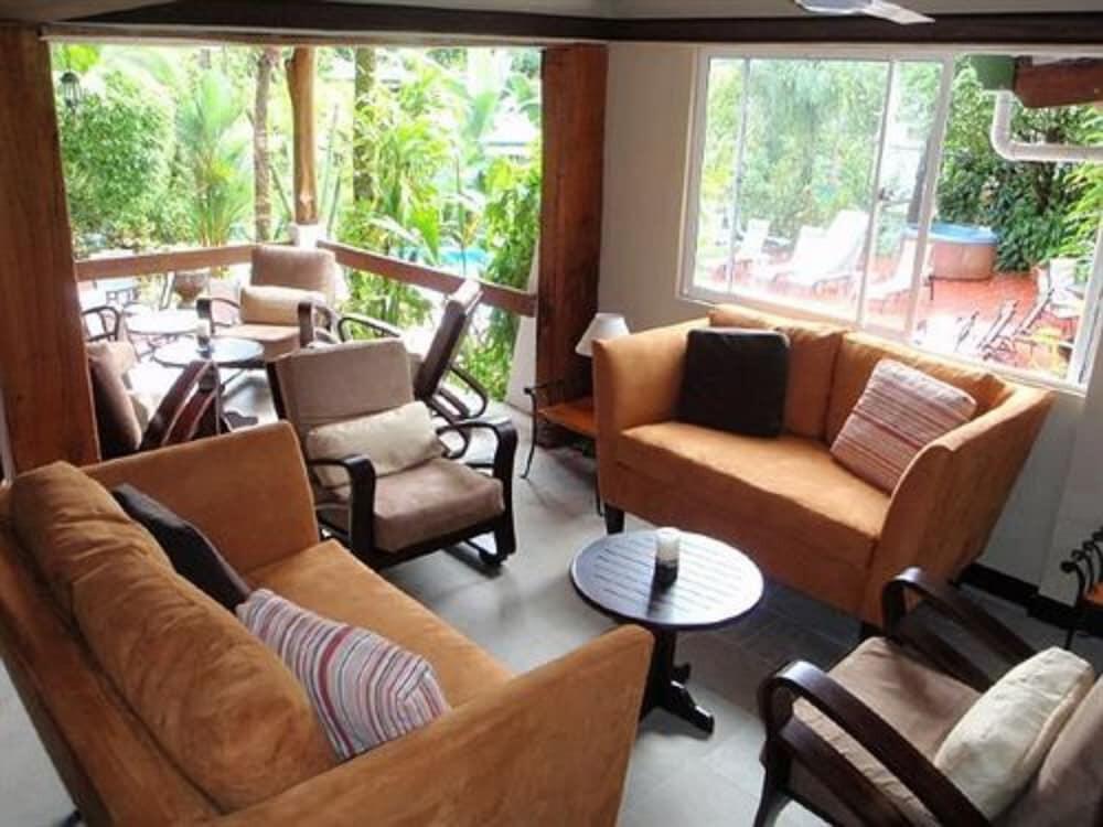Foto de restauración de Hotel The Falls at Manuel Antonio