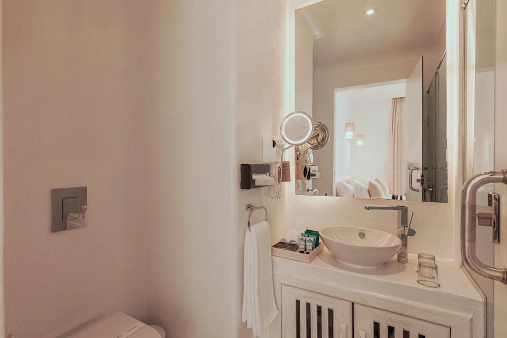 Foto del baño de Hotel Tanoak Resort