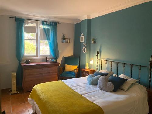 Foto de una habitación de Bed-and-Breakfast La Quinta Suite Home Share