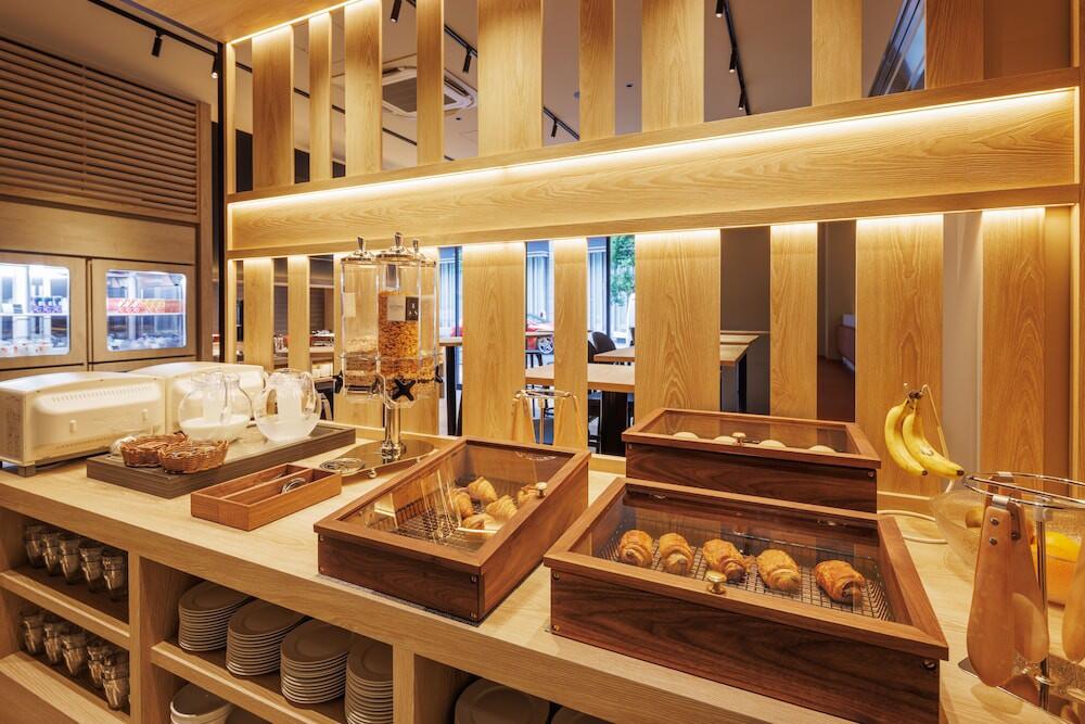 Foto de restauración de Hotel the b ginza
