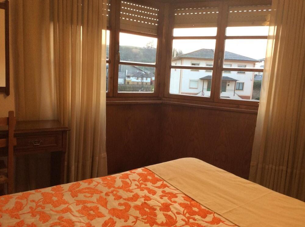 Foto de una habitación de Hotel La Bilbaina de Vegadeo
