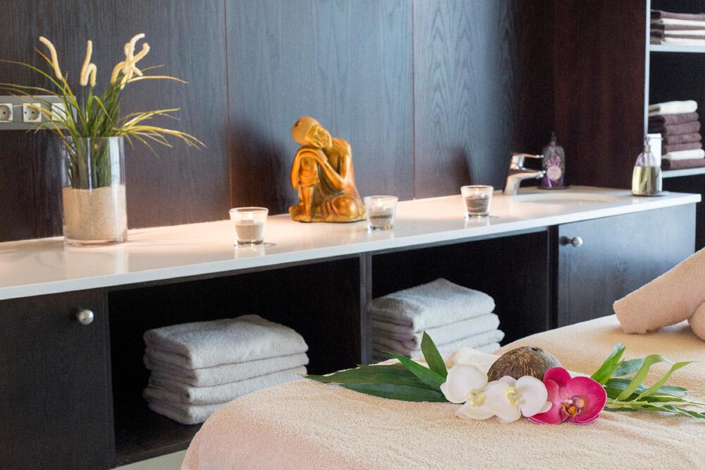 Foto de los servicios de Hotel Hipotels Playa La Barrosa - Adults Only