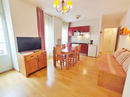 Foto de una habitación de Alquileres Vacacionales Val de Jade, Ostal, T3, centre Luchon