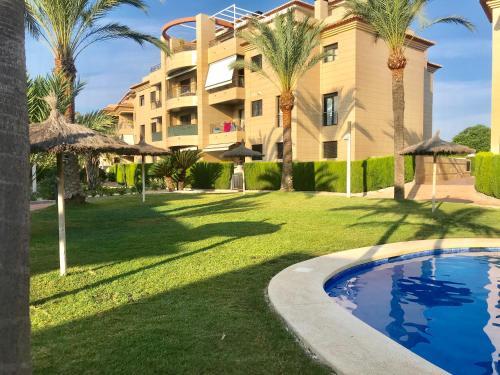 Foto de una habitación de Casas y chalets Acogedor, nuevo adosado junto al mar
