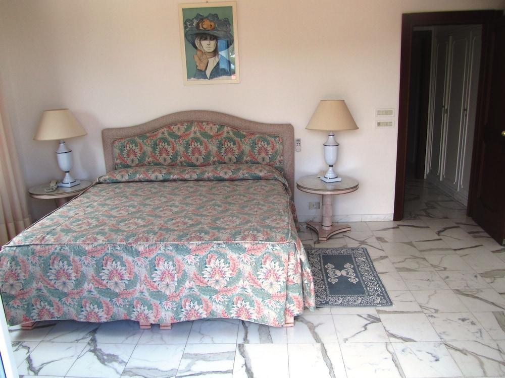 Foto de una habitación de President Hotel