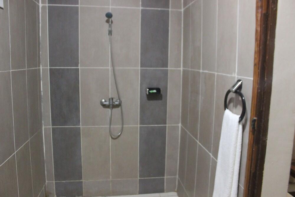 Foto del baño de Hotel LAGUNA BEACH