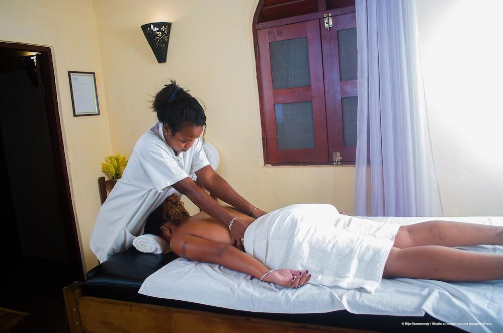 Foto de los servicios de Hotel LAGUNA BEACH