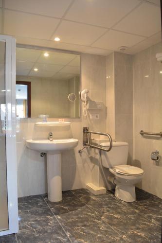 Foto del baño de Hotel L&amp;#039;Escala