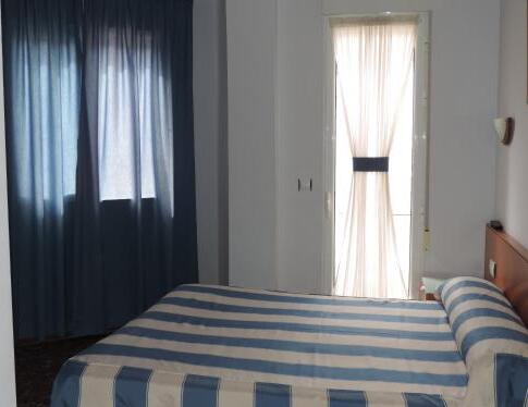 Foto de una habitación de Hotel Costa San Antonio