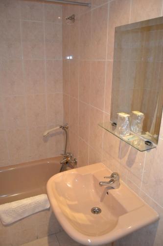Foto del baño de San Marcos