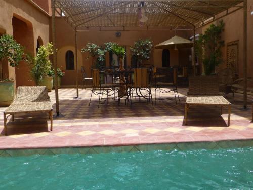 Foto de los servicios de Bed-and-Breakfast Kasbah La Cigogne