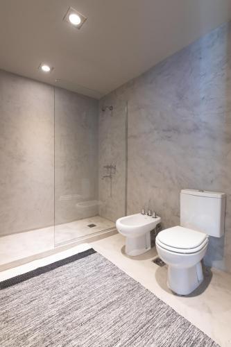 Foto del baño de Onas Hostel &amp;amp; Suites