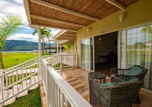 Foto de una habitación de Hotel Bella Terra Laguna Azul Resort &amp;amp; Spa