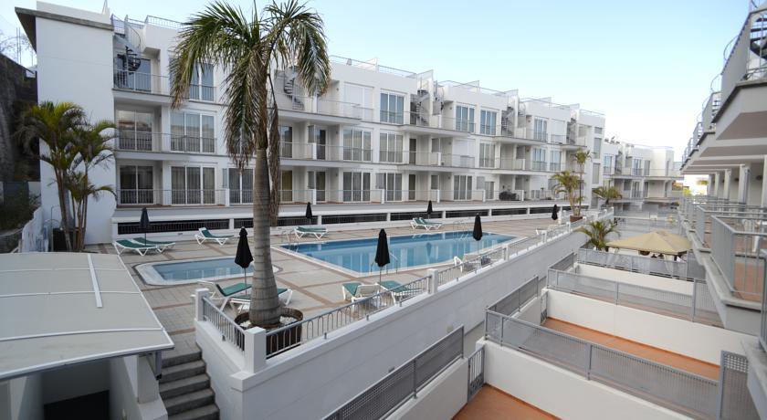 Foto general de Aparthotel Arenas Suites