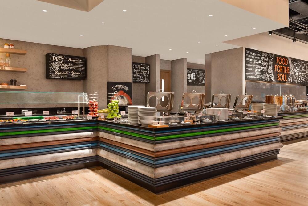 Foto de restauración de Days Hotel By Wyndham Dubai Deira