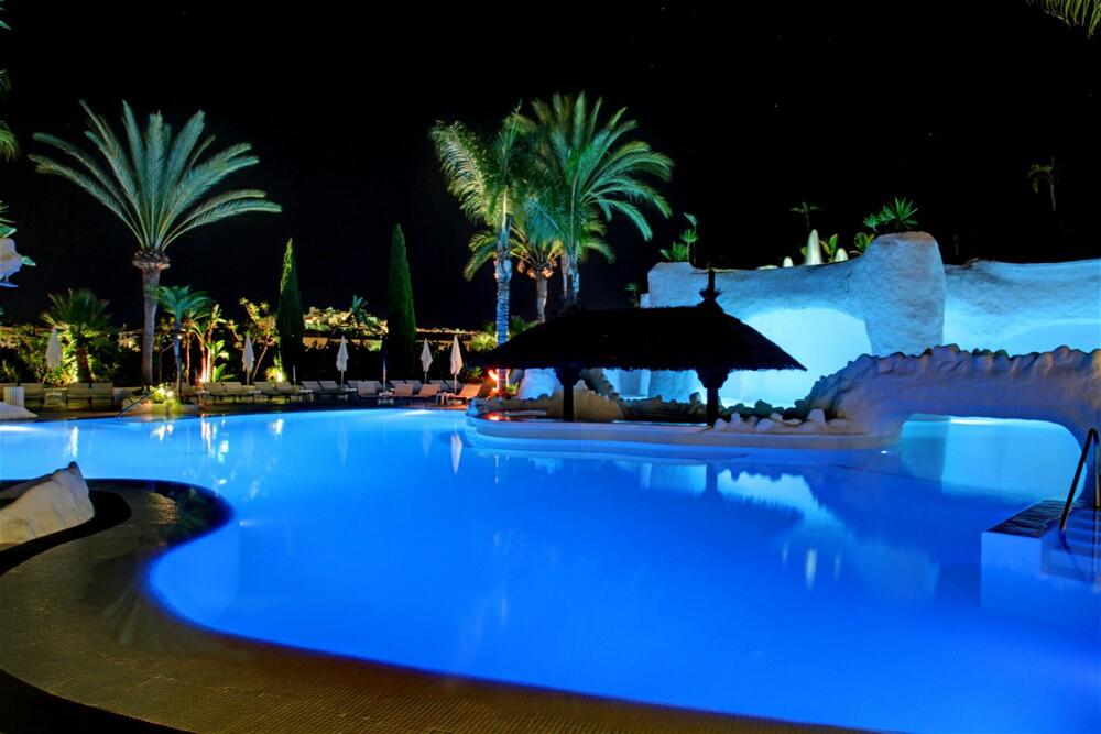 Foto de los servicios de Hotel Suites Albayzin Del Mar