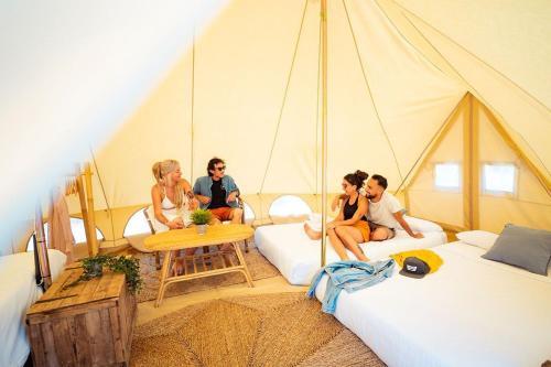 Foto de una habitación de Kampaoh Esponellà