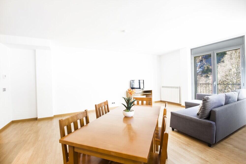 Foto de una habitación de Font del Ferro Apartments