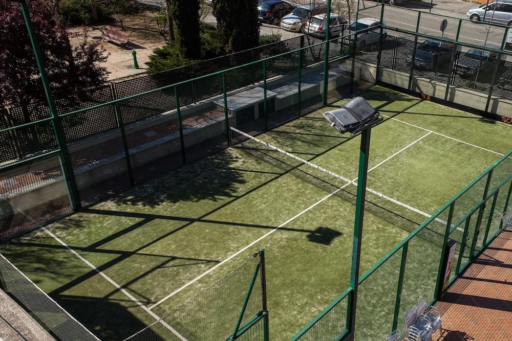 Hotel TaCH Madrid Airport, Madrid. Desde 88.17€