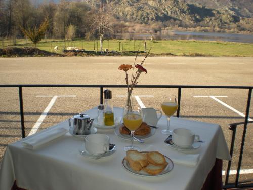 Foto de restauración de Hotel Don Pepe Lago de Sanabria