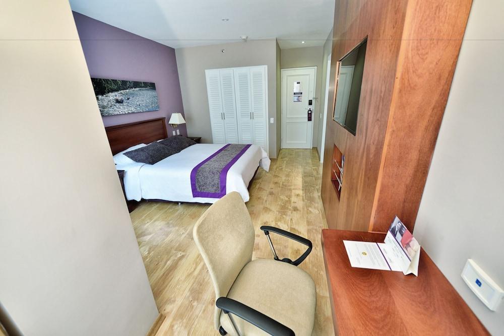 Foto general de Hotel MERCURE GRAND ALAMEDA