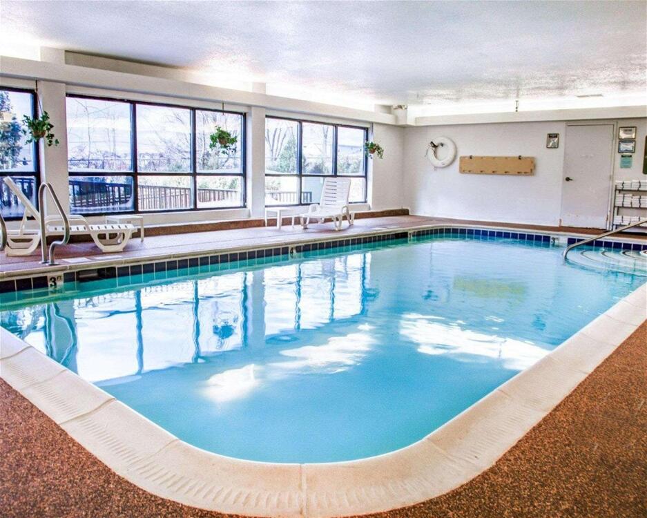 Foto general de Hotel Comfort Suites Lombard/Addison