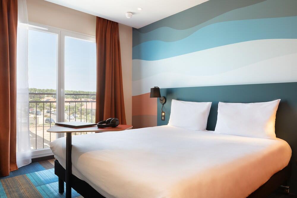 Foto de una habitación de Hotel Ibis Styles Miramas - Provence