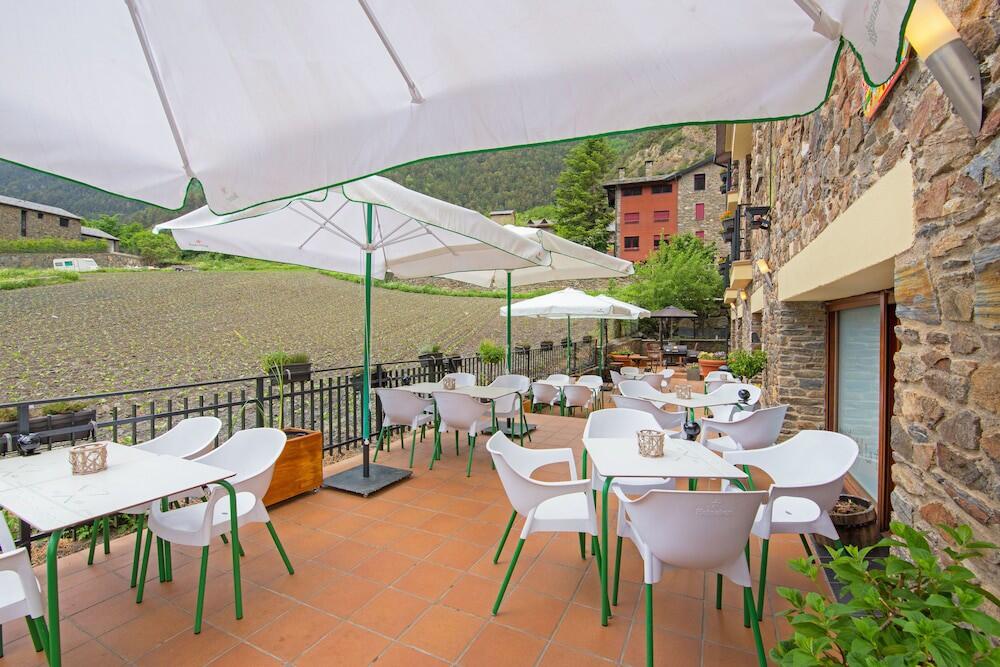Foto de las zonas nobles de Hotel Pierre &amp;amp; Vacances Andorra La Tulipa