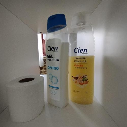 Foto de una habitación de TUUL ETXEA, Habitación en caserío a 8km de Bilbao, Baño compartido