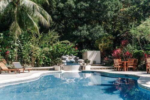 Foto de los servicios de Bed-and-Breakfast Star Mountain Jungle Lodge