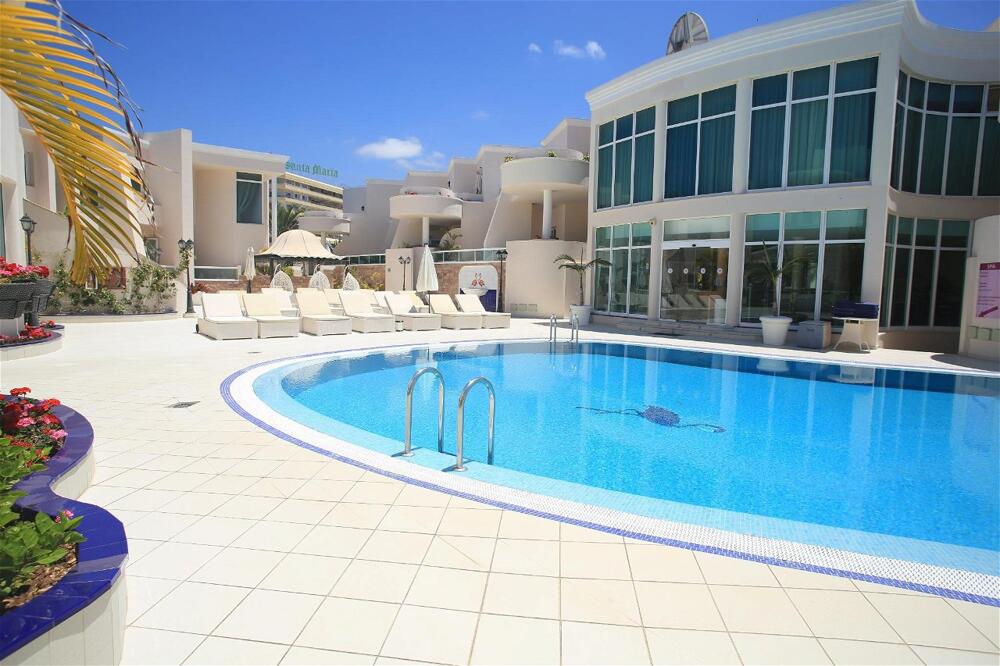 Flamingo Suites Boutique Hotel, Adeje. Desde 157.8€ - Centraldereservas.com