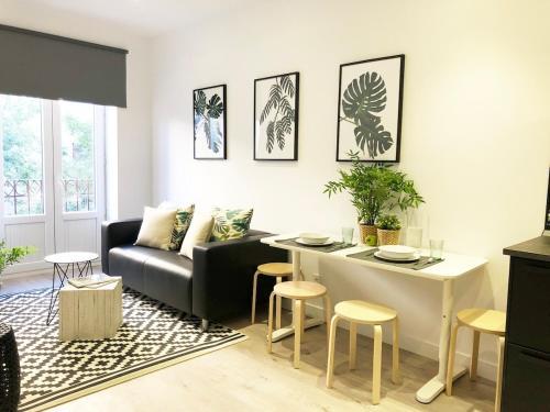 Foto de restauración de Apartamentos AmazINN Places Atocha