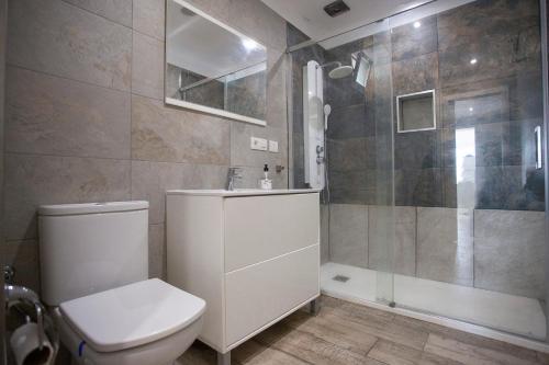 Foto del baño de CHALET ADOSADO CON TERRAZA Y AZOTEA