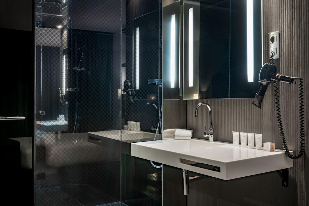Foto del baño de AC Hotel Atocha by Marriott