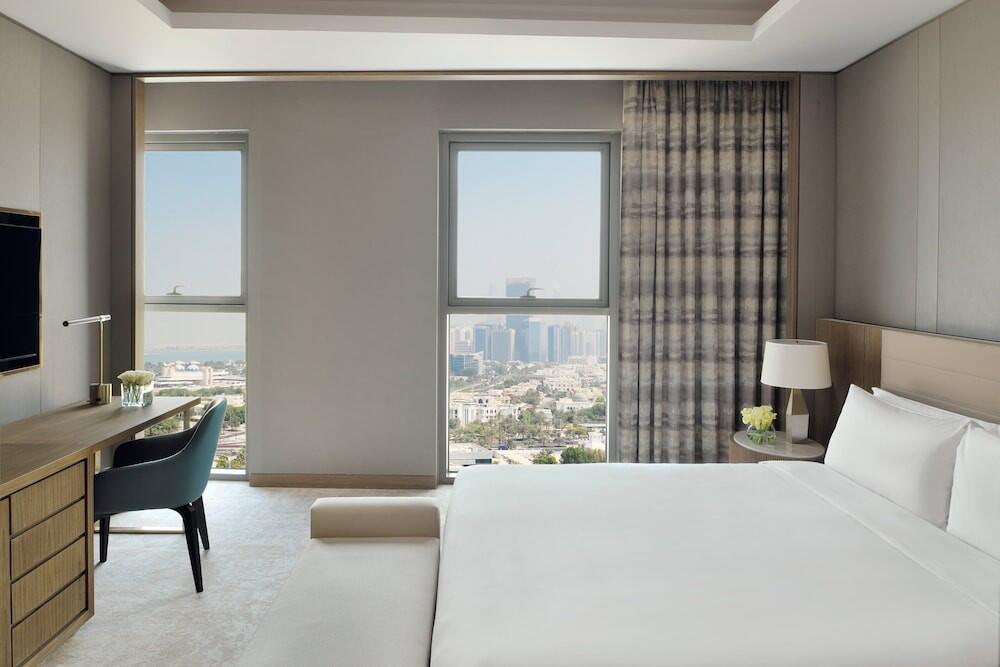 Foto de una habitación de InterContinental Residences Abu Dhabi, an IHG Hotel