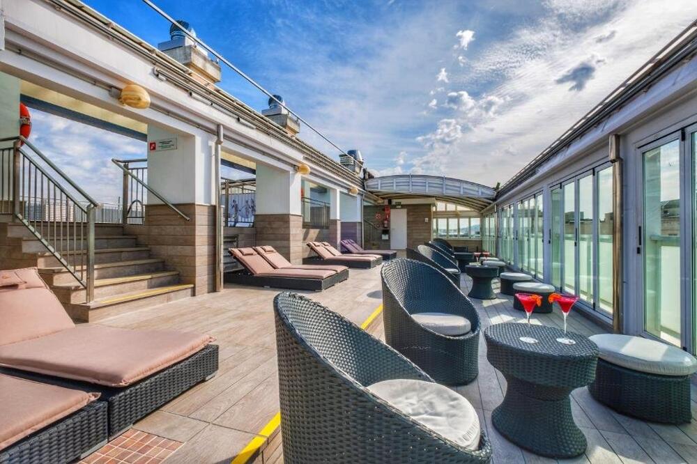 Photo – Num Hotel
