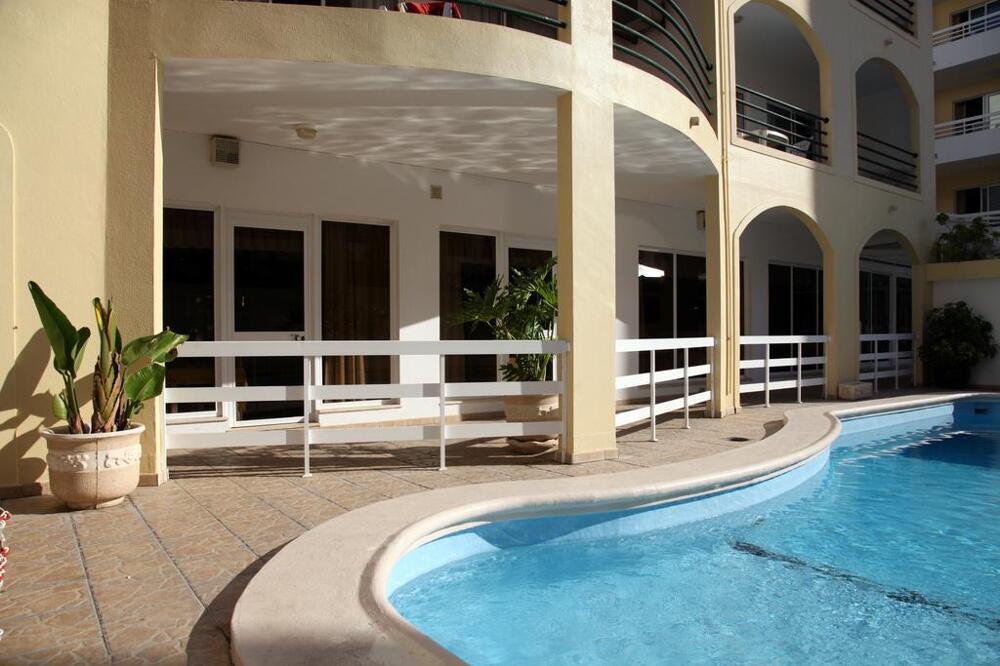 Foto de los servicios de Aparthotel Calema Avenida Jardim