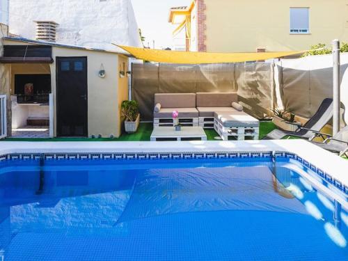 Foto de una habitación de Casa con piscina a 5 min de la playa