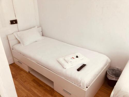Foto de una habitación de Hostal Rooms4All